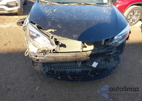 2015 Toyota Corolla S Plus z USA, uszkodzony, nr VIN 2T1BURHE8FC389017